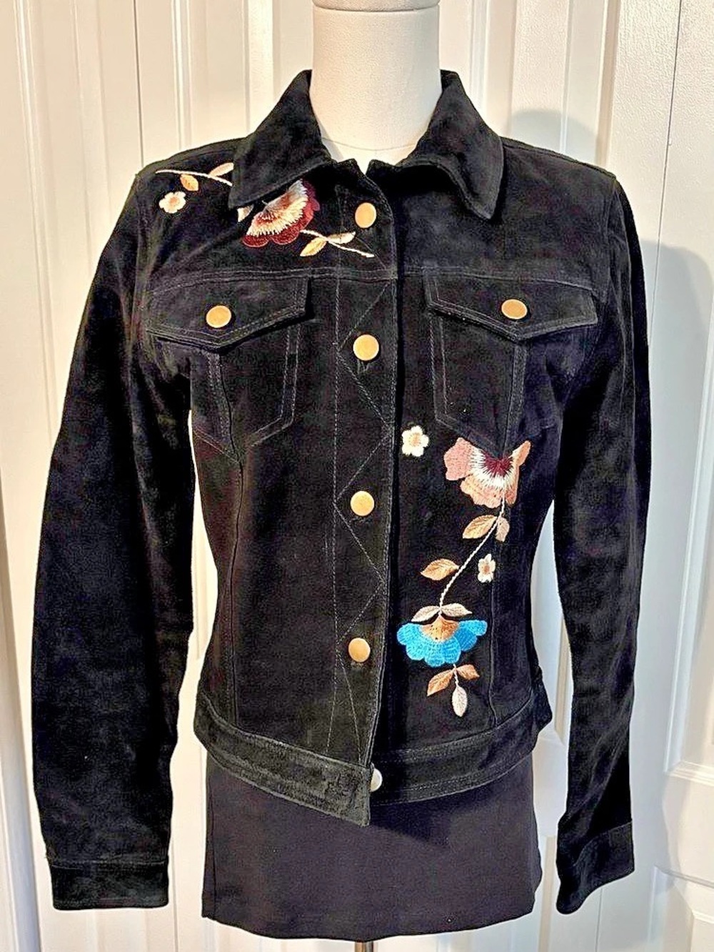BRANDON THOMAS Black Suede Embroidered Jacket, Size Small